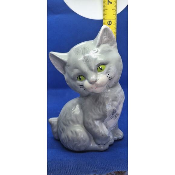 Ceramic Light Gray Cat Figurine 6”- w/ Green Eyes & Pink Nose- Excellent - Picture 6 of 6